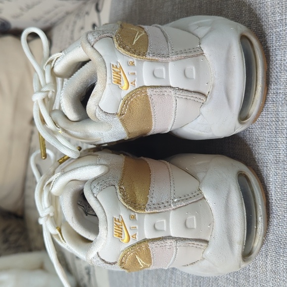 Nike Air Max 95 Av8428-001 Desert Sand Metallic Gold-Summit White Women's Size 7 - Picture 6 of 16